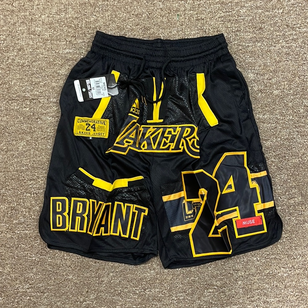 Commemorative Kobe Bryant shorts. Black mamba edition Size M